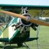 Ein Flugzeug aus der Schweiz mit einem 3 Zylinder Sternmotor. Sieht ja ein bißchen wie ein Doppeldecker aus, dem man die unteren Flügel gekappt hat.